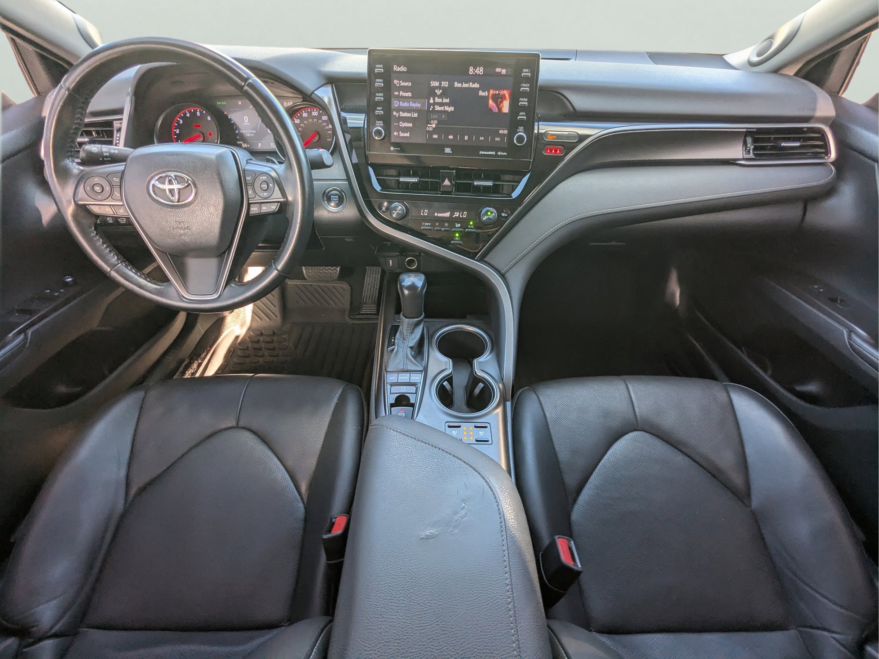 2021 Toyota Camry XSE - Photo 11