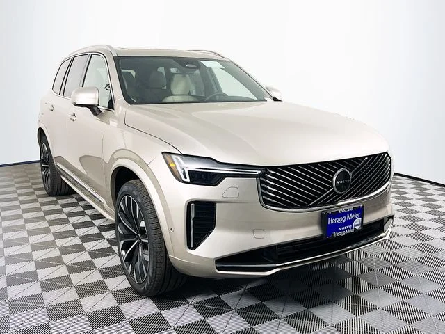 2026 Volvo XC90 T8 Recharge Plus Bright 7-Seat 4WD's photo