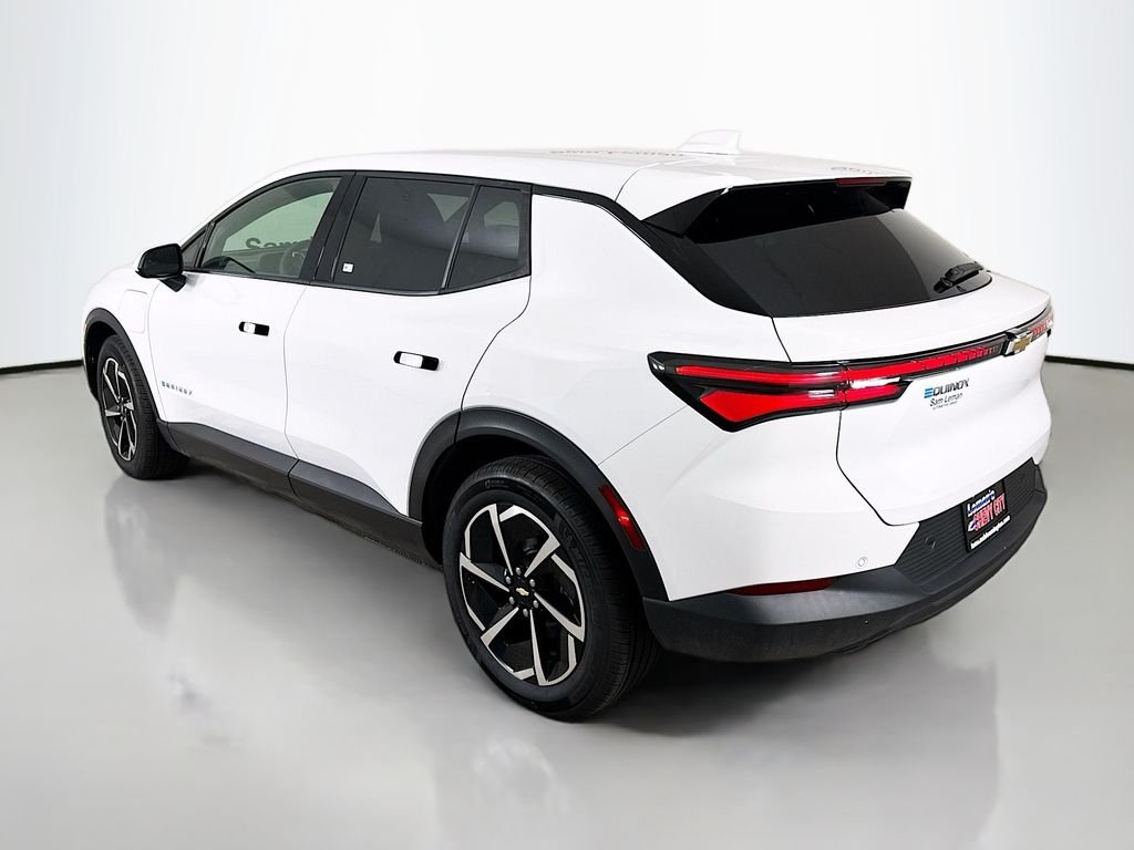 Used 2026 White Chevrolet LT image 5