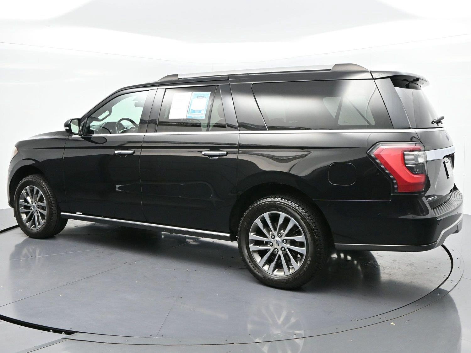 Used 2018 Shadow Black Ford Limited image 5