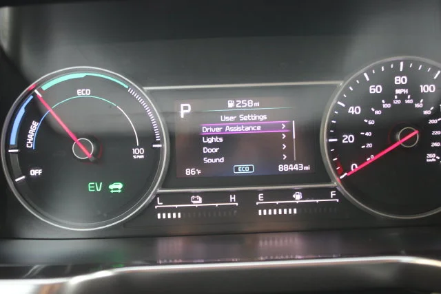 Used 2021 Black Kia S image 16