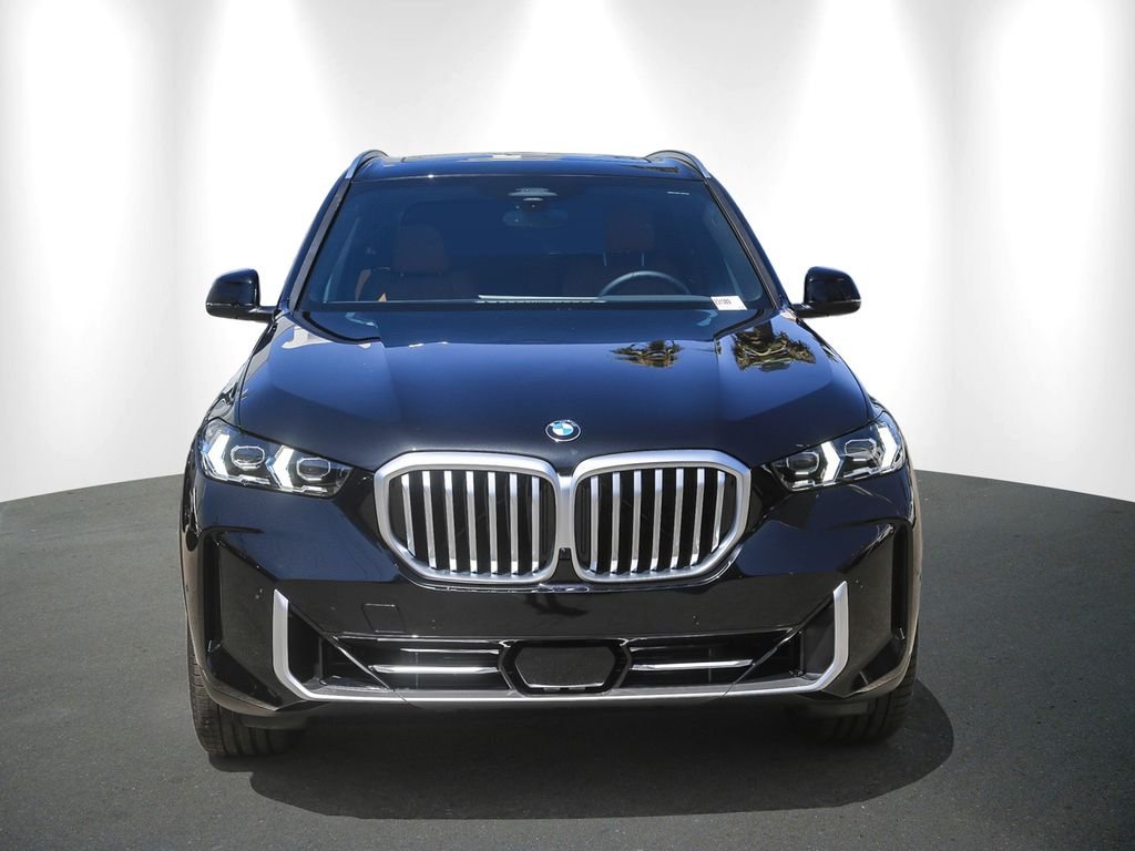 New 2026 Black Sapphire Metallic BMW xDrive40i image 2