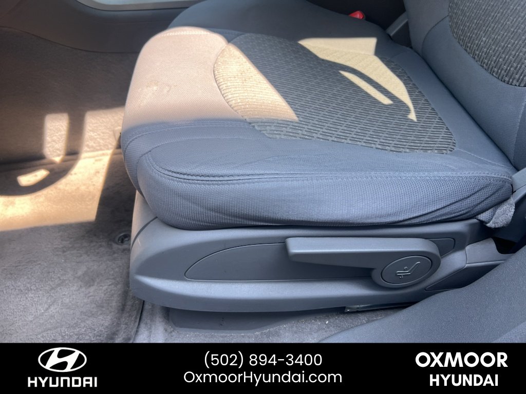 Used 2009 Cyber Gray Metallic Chevrolet LS image 4