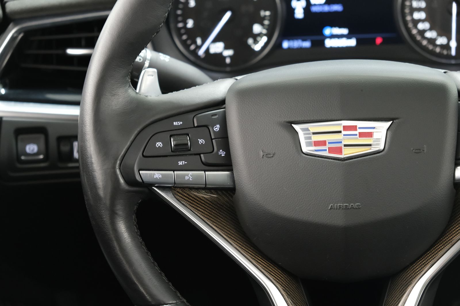 Used 2020 Stellar Black Metallic Cadillac Sport image 11