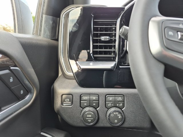 2026 Chevrolet Silverado 1500 LT - Photo 20