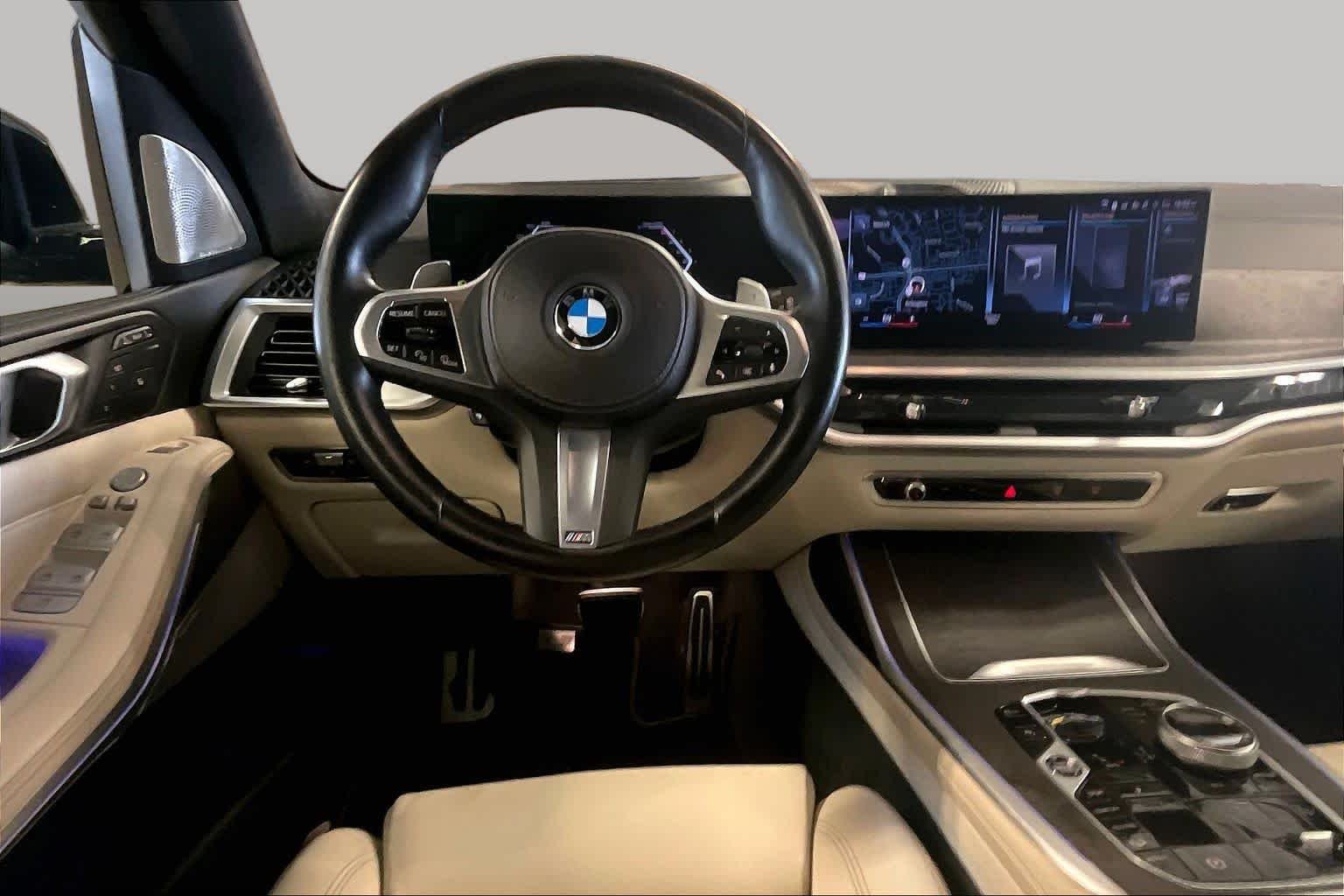 Used 2023 Black Sapphire Metallic BMW xDrive40i image 5