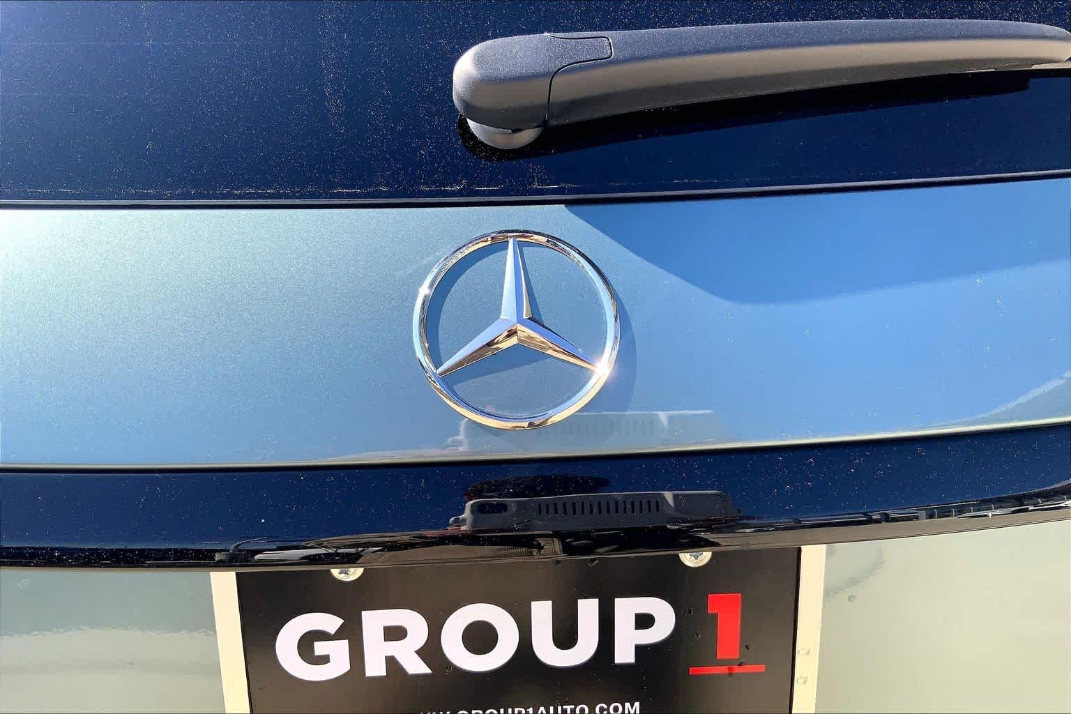New 2026 Verde Silver Metallic Mercedes-Benz GLC 300 image 15