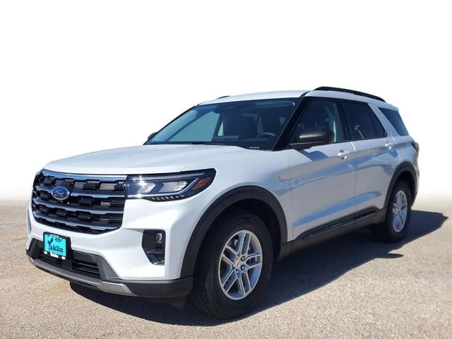 New 2026 Space White Metallic Ford Active image 2