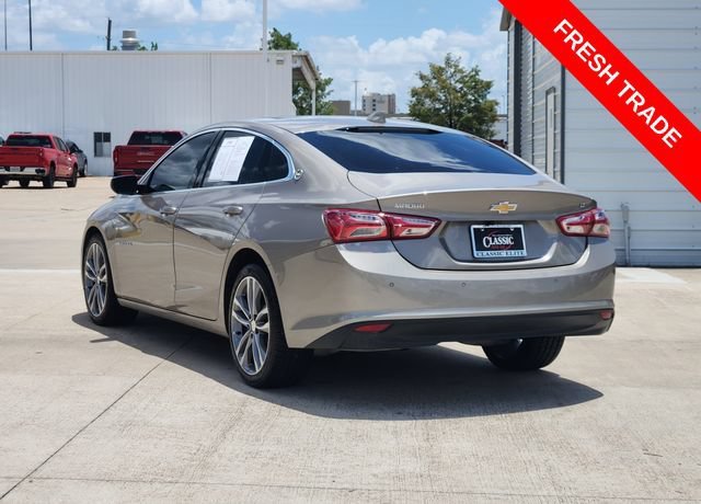 Used 2024 Mineral Gray Metallic Chevrolet 2LT image 5