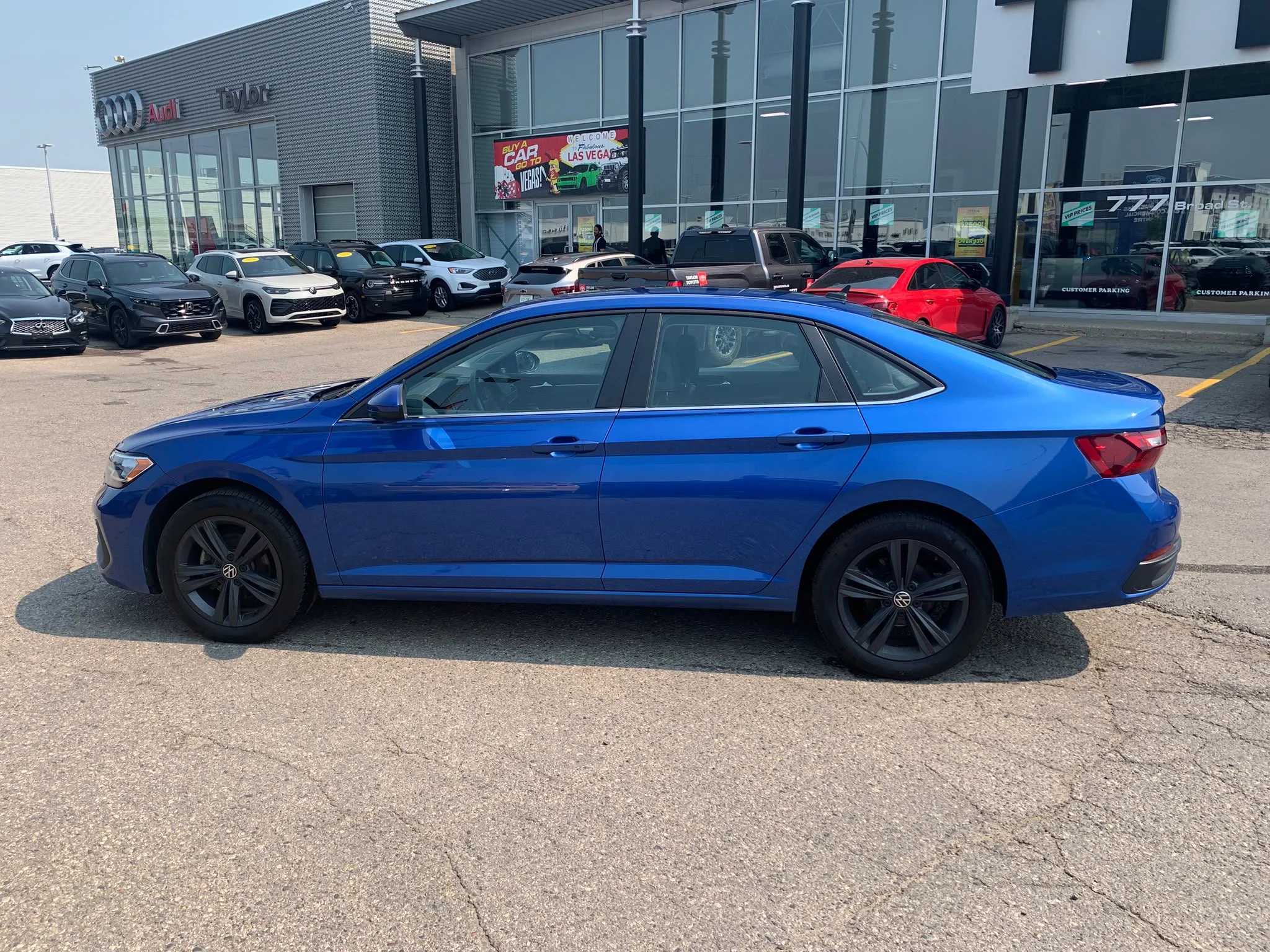 Certified Used 2023 Rising Blue Metallic Volkswagen Comfortline*Htd Leather | Htd Wheel | Adaptive Cruise | Remote Start | Lane Keep Assist | CarPlay image 10