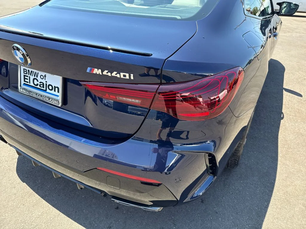 2026 BMW 4 Series M440i - Photo 17