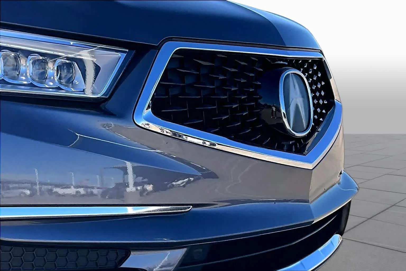 Used 2019 Modern Steel Metallic Acura Sport-Hybrid SH-AWD with Technology Package image 28