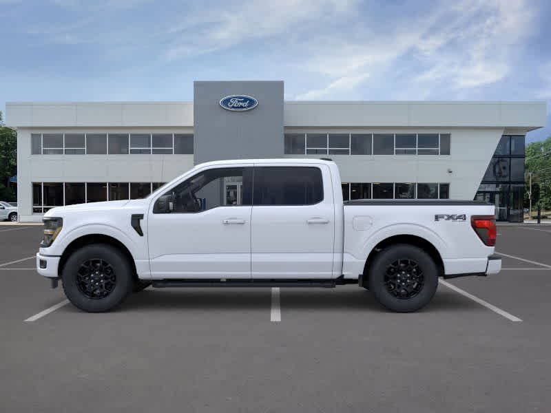 New 2026 Oxford White Ford XLT image 3