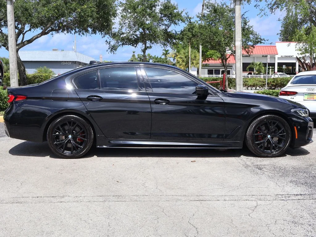 Used 2023 Black BMW 530i image 19