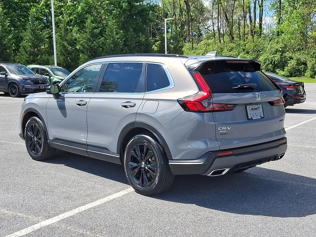 Used 2025 Gray Honda Sport Touring image 6