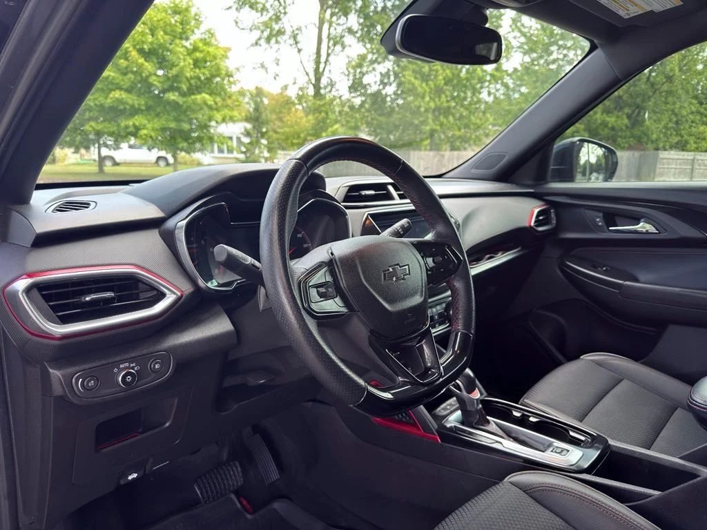 Used 2021 Gray Chevrolet RS image 23