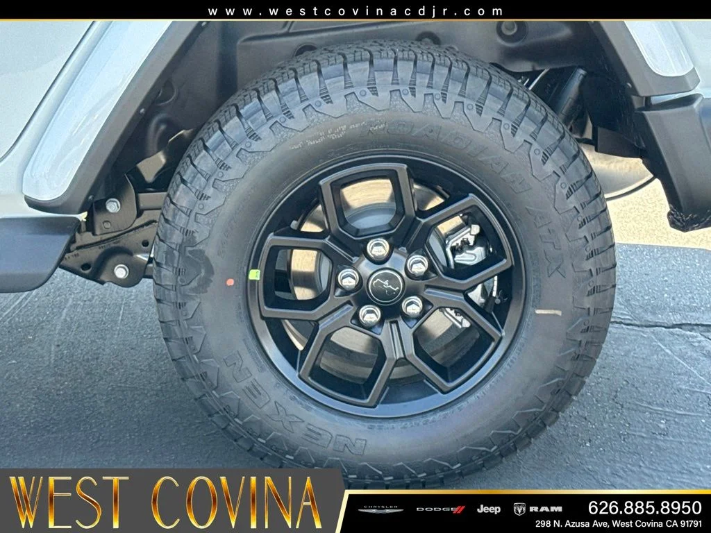New 2026 Bright White Clearcoat Jeep  image 18