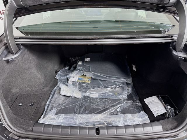 2025 BMW 7 Series 760i - Photo 29