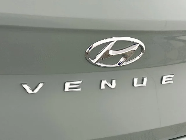 New 2026 Green Hyundai SE image 21