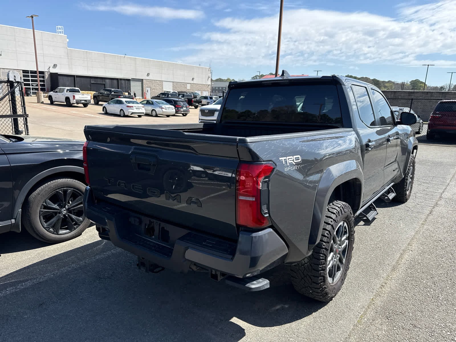 Used 2025 Toyota Tacoma TRD Sport with VIN 3TMLB5JN5SM142276 for sale in Little Rock