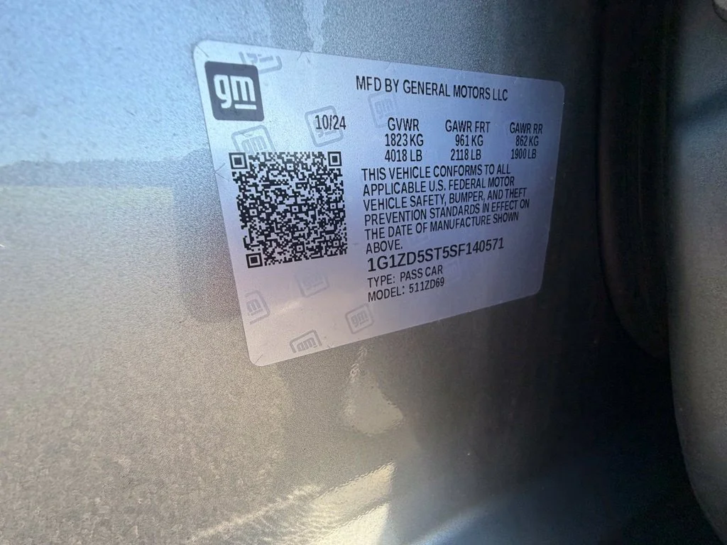 Used 2025 Sterling Gray Metallic Chevrolet 1LT image 42