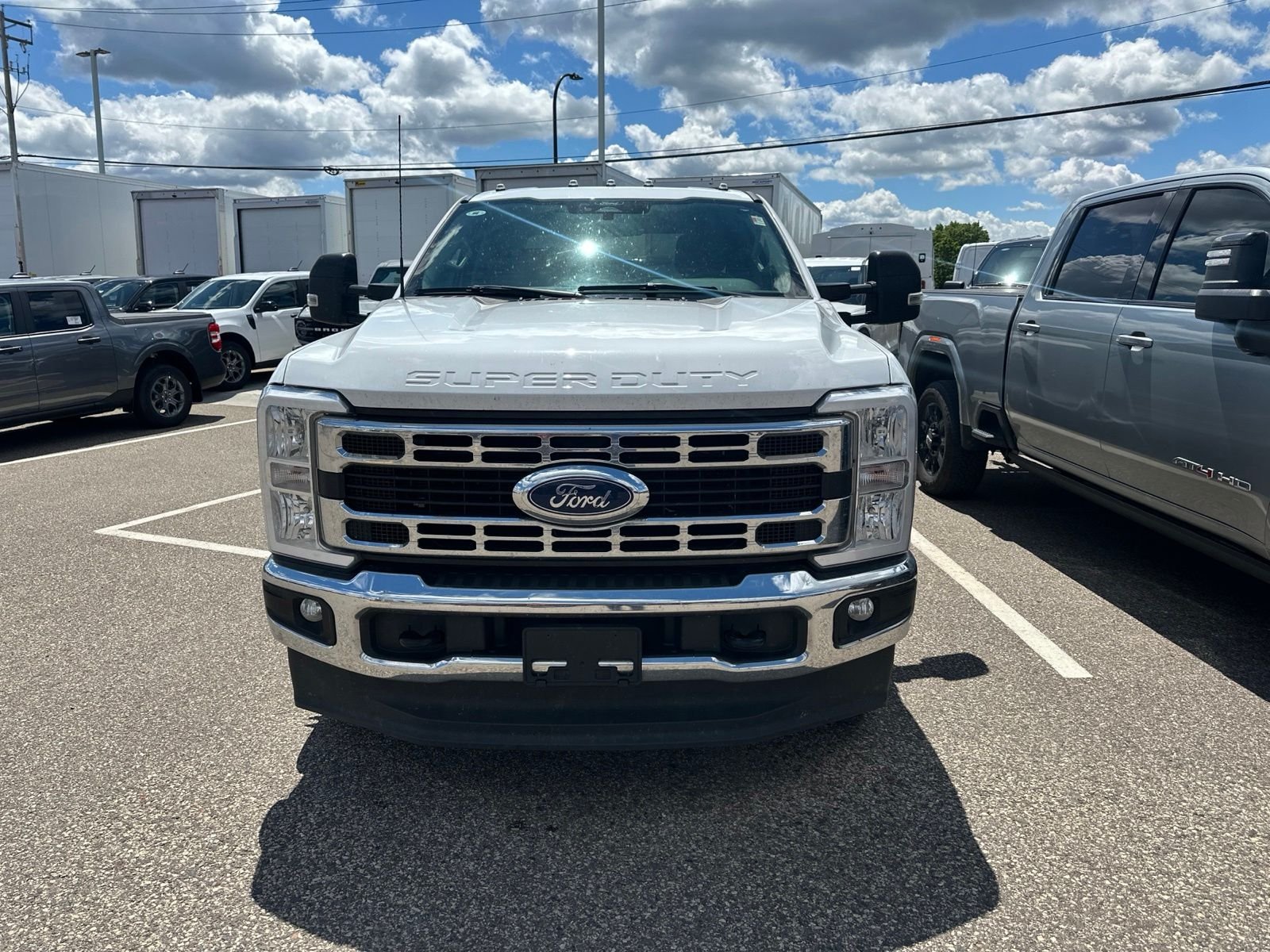 Used 2024 Ford F-350 Super Duty XLT with VIN 1FT8W3DT9REC86423 for sale in Minneapolis, Minnesota