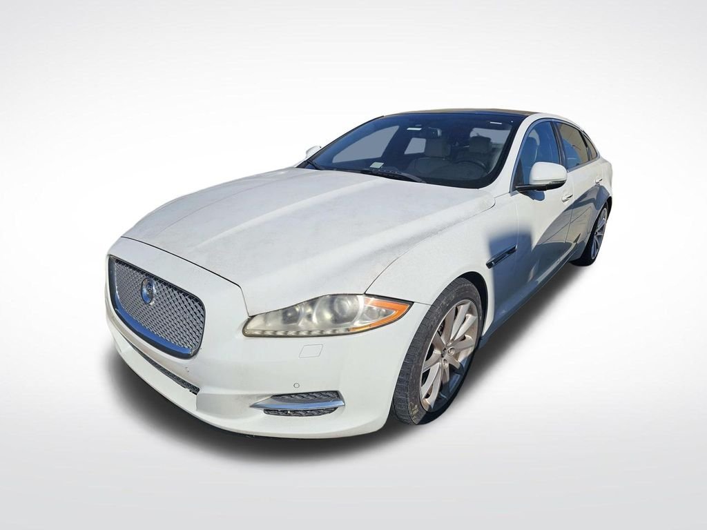 Used 2013 White Jaguar XJL Portfolio image 8