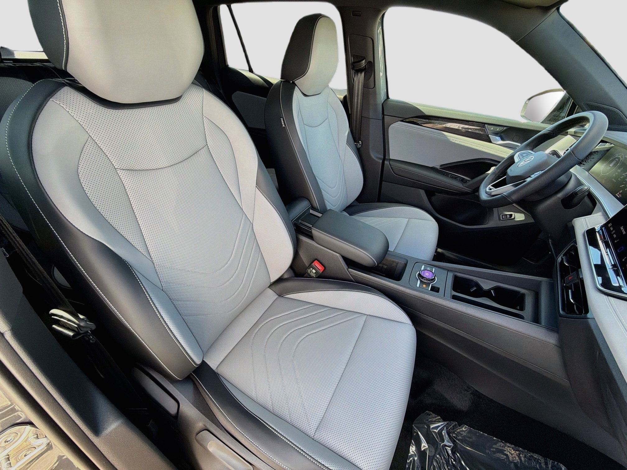 2026 Volkswagen Tiguan SE R-LINE BLACK - Photo 15