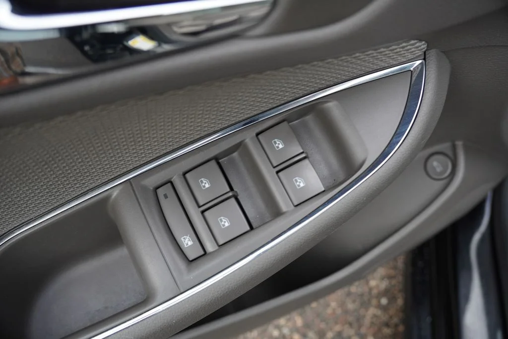 Used 2017 Mosaic Black Metallic Chevrolet LT image 20