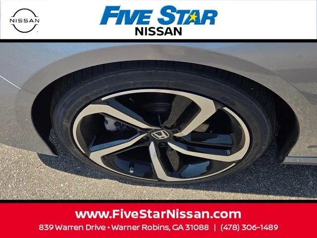 Used 2022  Honda Sport image 18