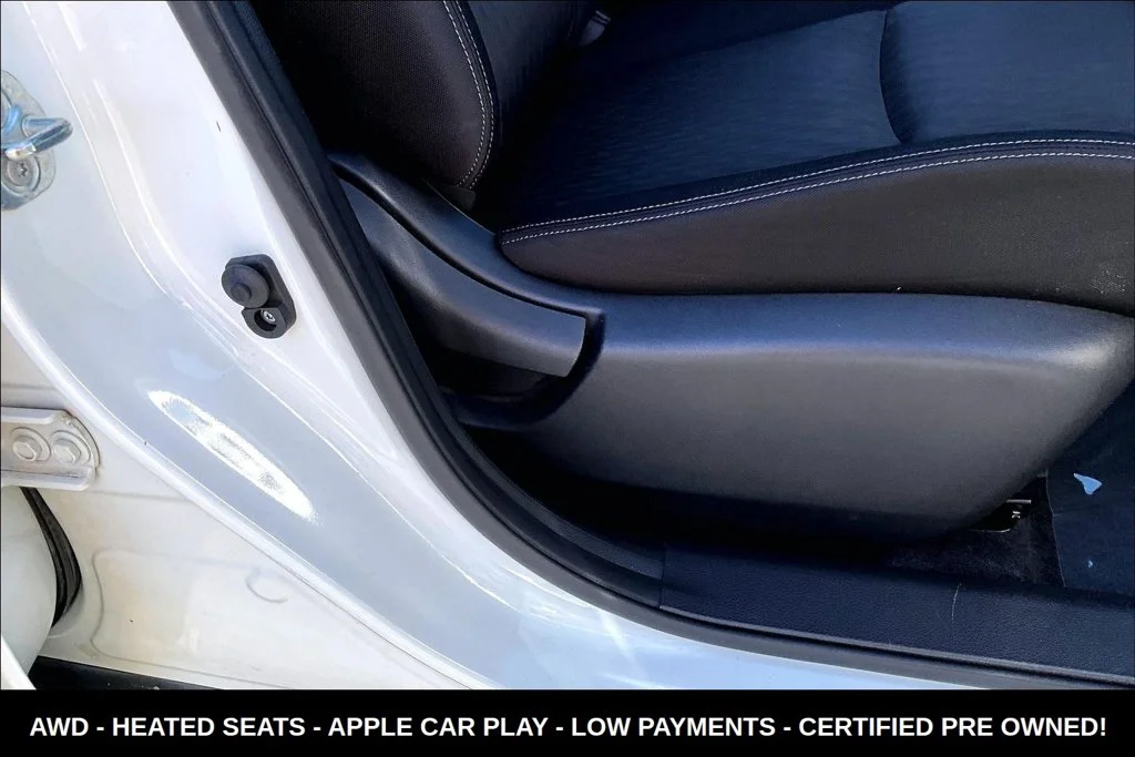 Used 2019 White Nissan SV image 35