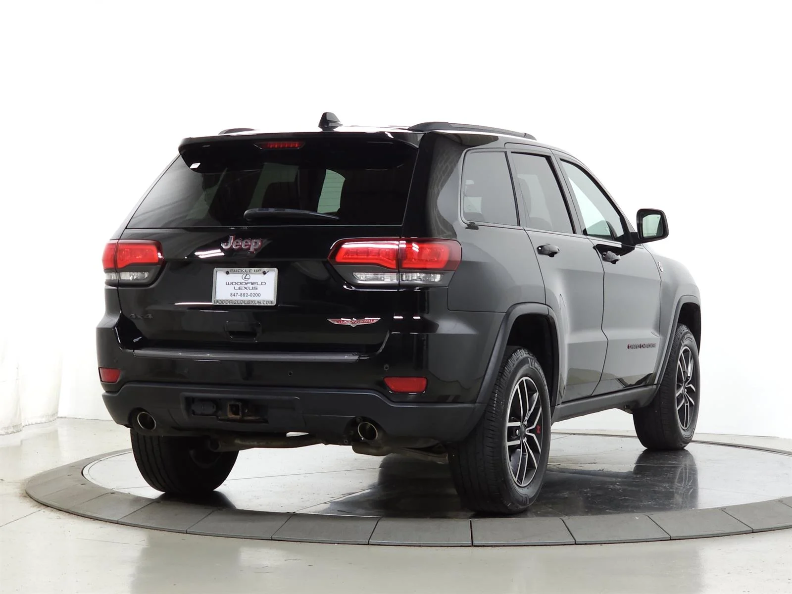 Used 2020 Black Jeep Trailhawk image 9