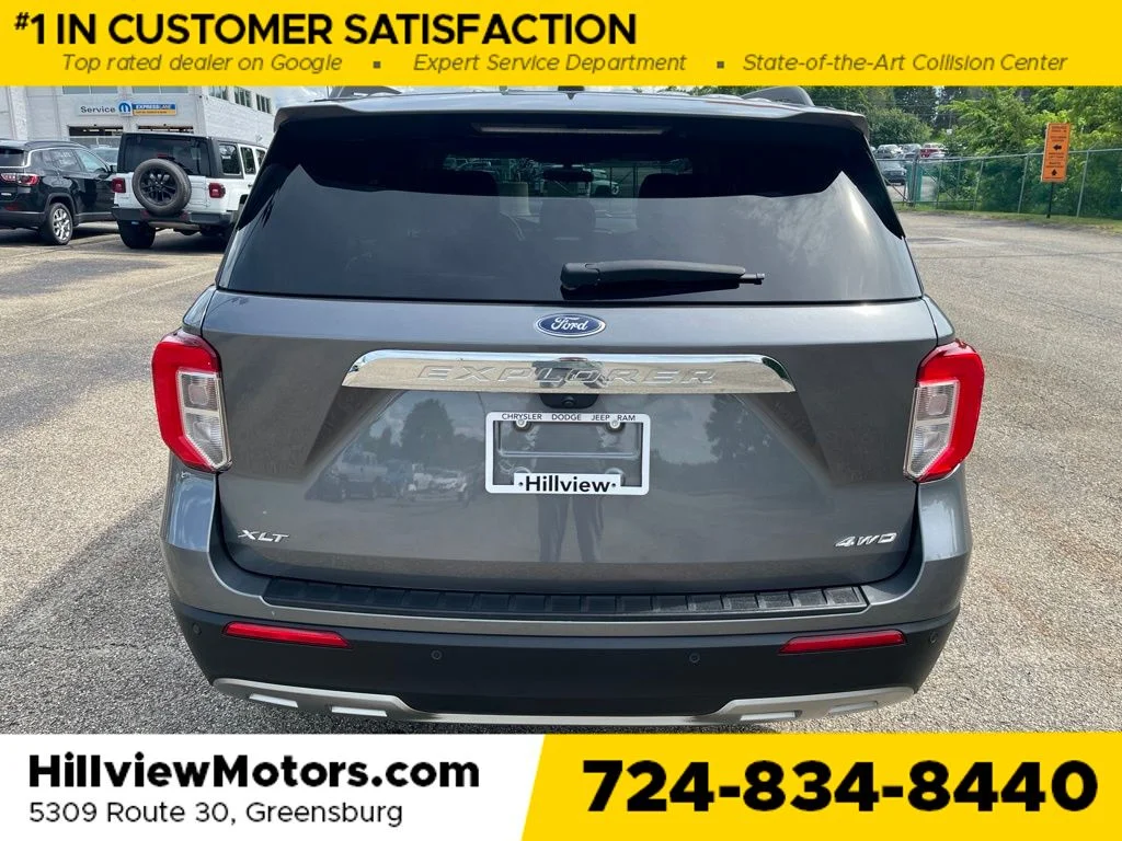 Used 2023 Gray Metallic Ford XLT image 4