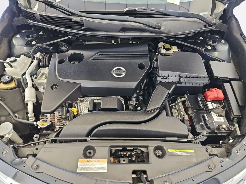 Used 2015 Storm Nissan 2.5 SV image 31