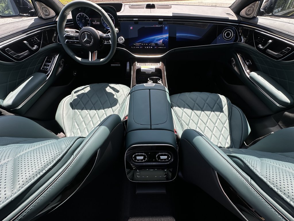 New 2027 Black Mercedes-Benz S 580 image 64