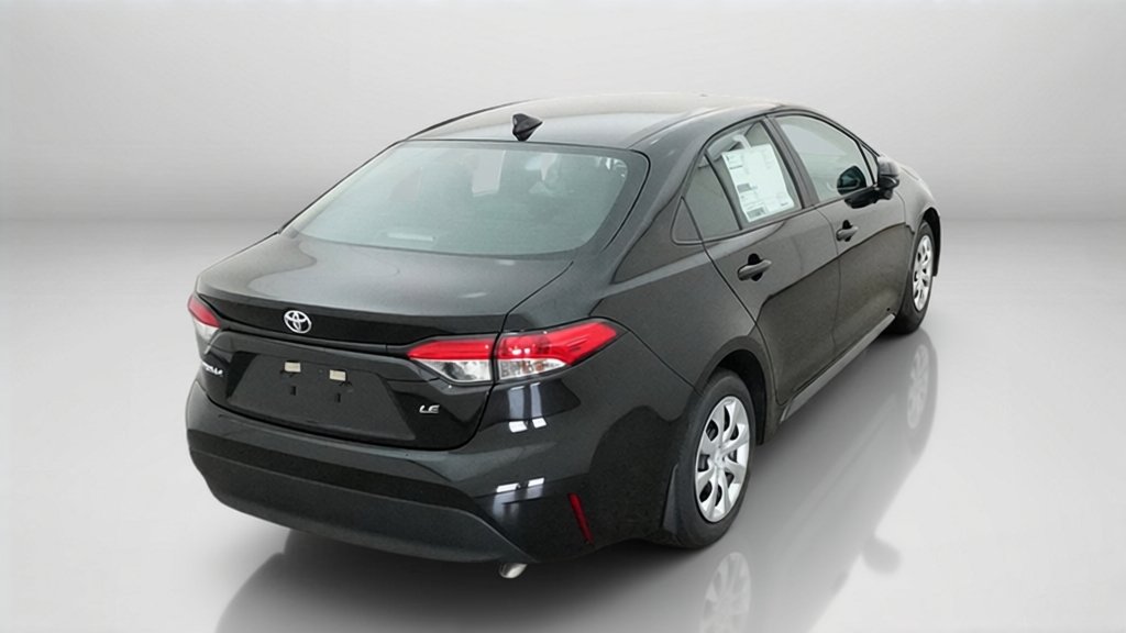 New 2027 Inked Toyota LE image 11
