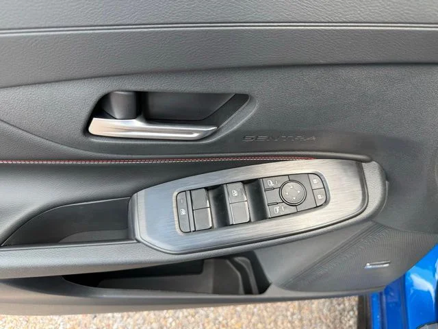 New 2026 Bluestone Pearl / Super Black Two-tone Nissan SR image 16