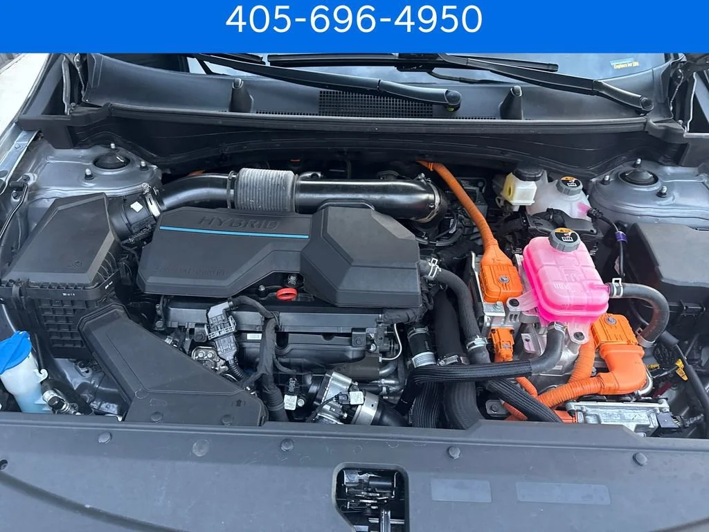 Pre-Owned 2023 Kia Sportage Hybrid LX