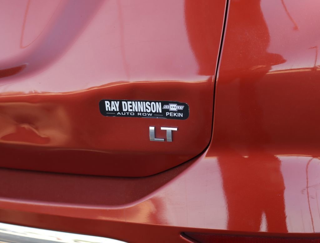 Used 2020 CAYENNE ORANGE METALLIC Chevrolet LT image 32