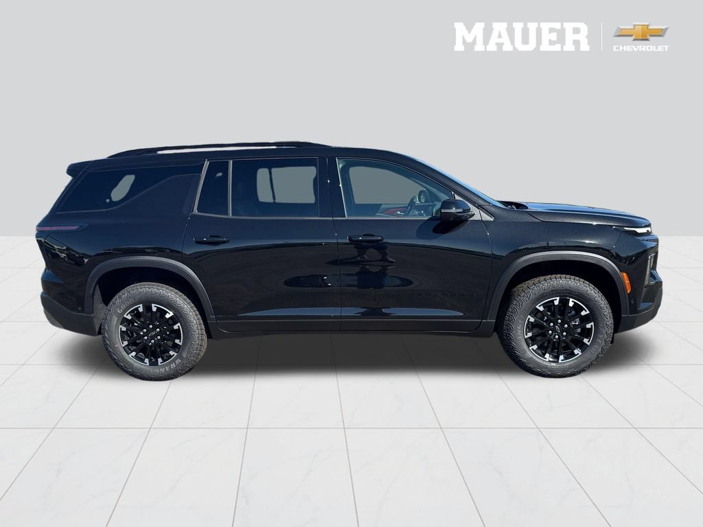 New 2026 Mosaic Black Metallic Chevrolet Z71 image 8