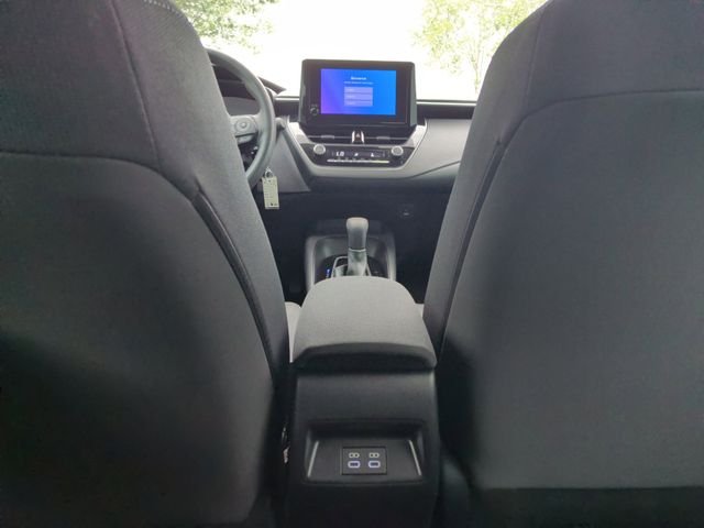 Certified Used 2025  Toyota LE image 31