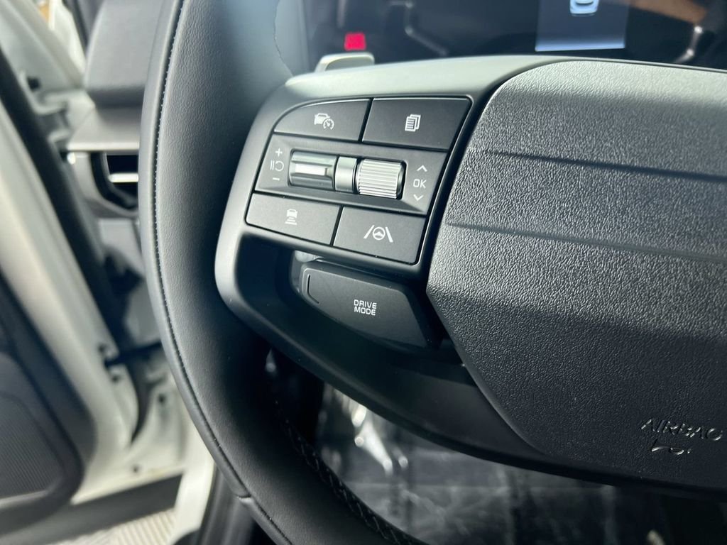 New 2026 Snow White Pearl Kia X-Line image 18