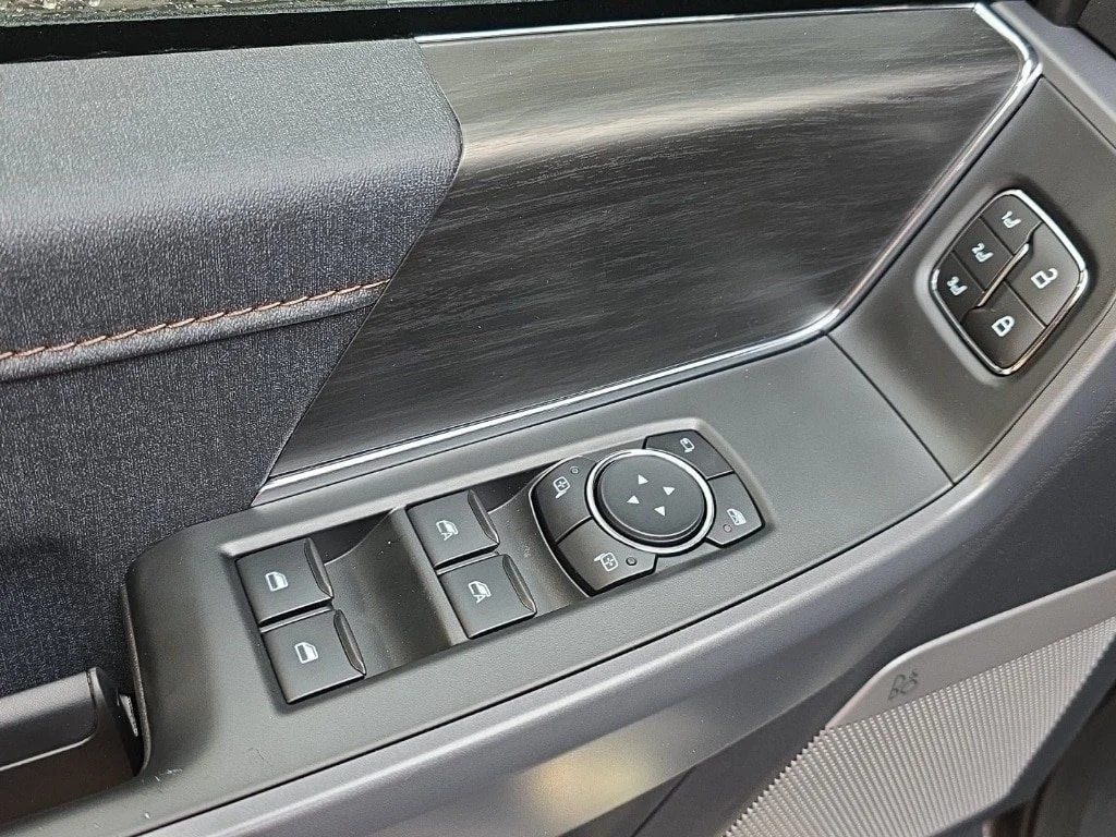 New 2026 Gray Ford Lariat image 24