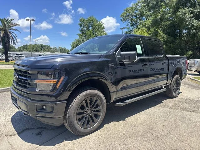 New 2026 Agate Black Metallic Ford XLT image 6