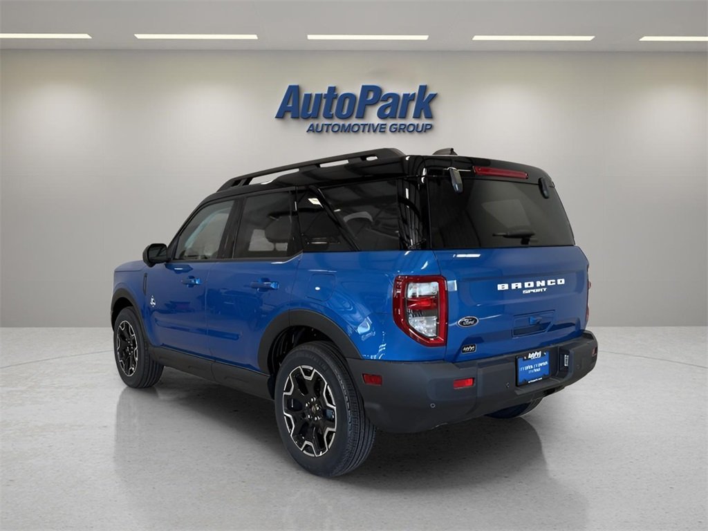 2025 Ford Bronco Sport Outer Banks photo 3