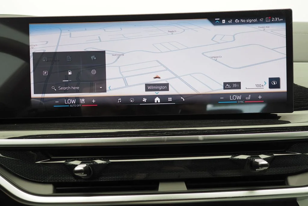 New 2026 Black Sapphire Metallic BMW sDrive40i image 17