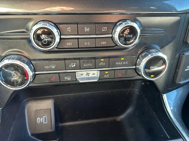 2023 Ford F-150 XLT - Photo 21