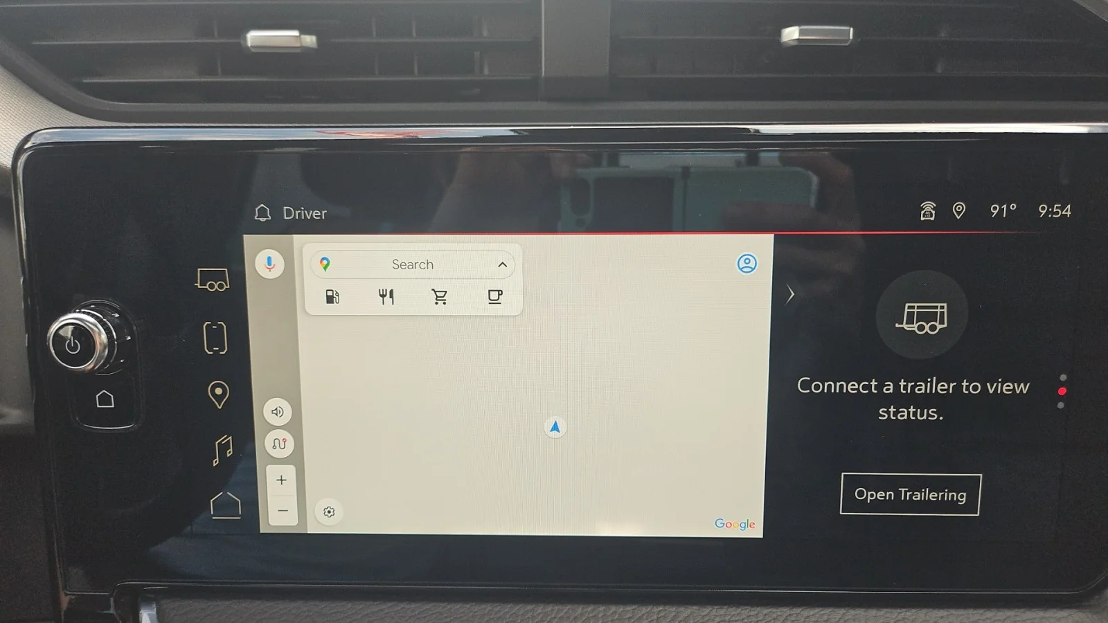 Used 2024 Silver GMC  image 21