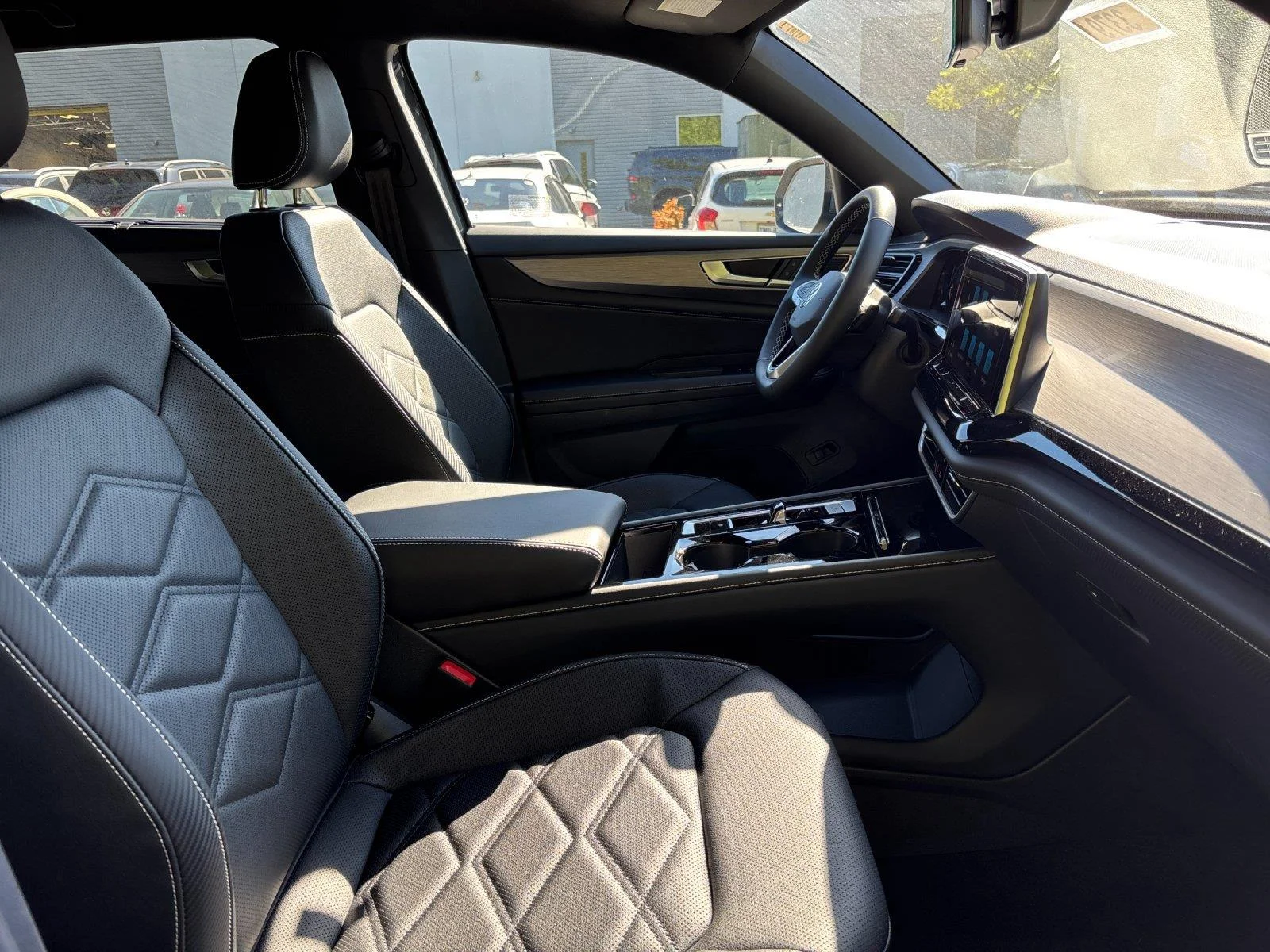 New 2026 Pure Gray Volkswagen 2.0T SE w/Technology image 38