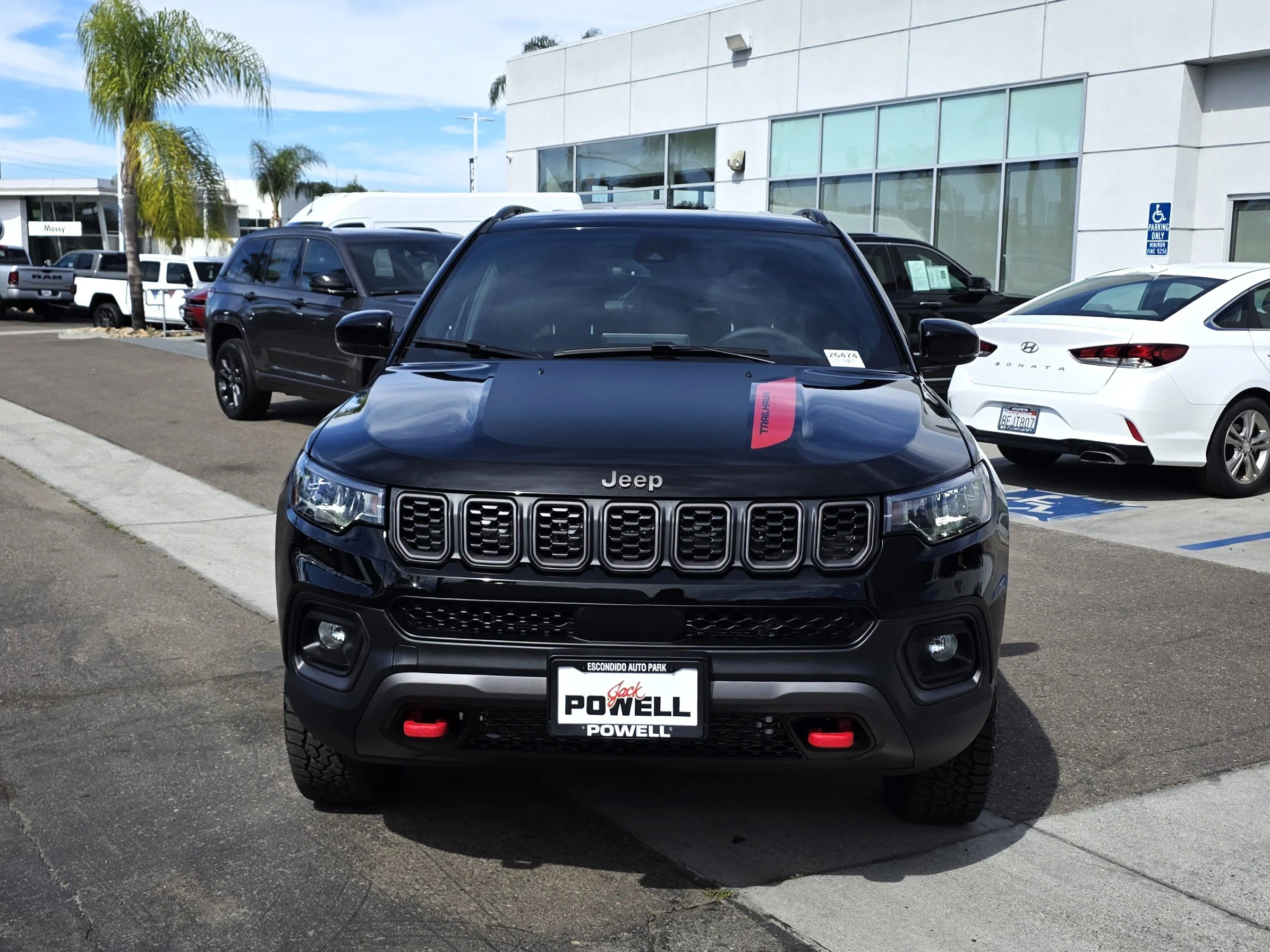 New 2026 Diamond Black Jeep Trailhawk image 7
